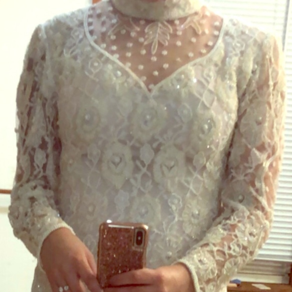 Vintage wedding dress